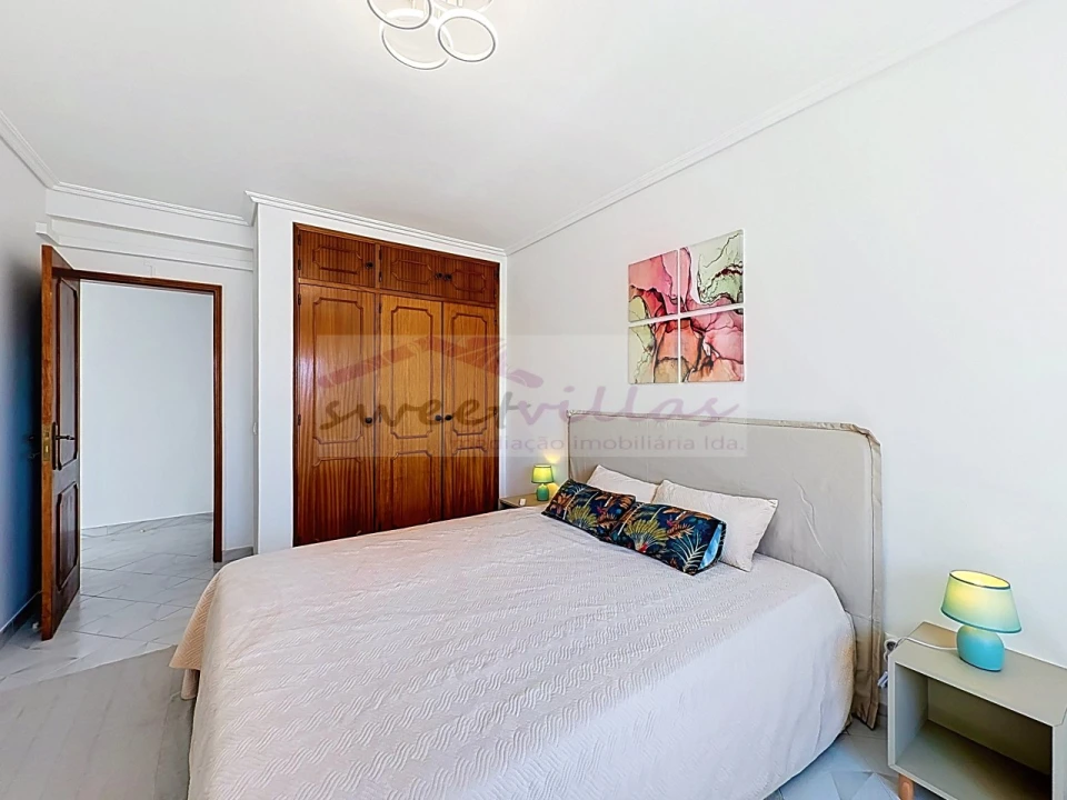 Apartamento T1 para Venda em Albufeira e Olhos de Água Foto 25