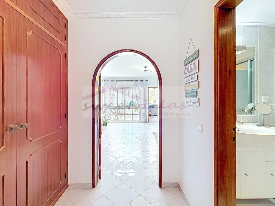 Apartamento T1 para Venda em Albufeira e Olhos de Água Foto 29