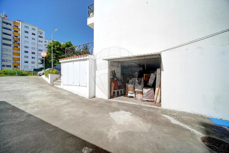 Apartamento T3 para Venda em Massamá e Monte Abraão Foto 33