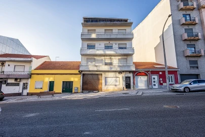 Apartamento T3 para Venda em Cartaxo e Vale da Pinta