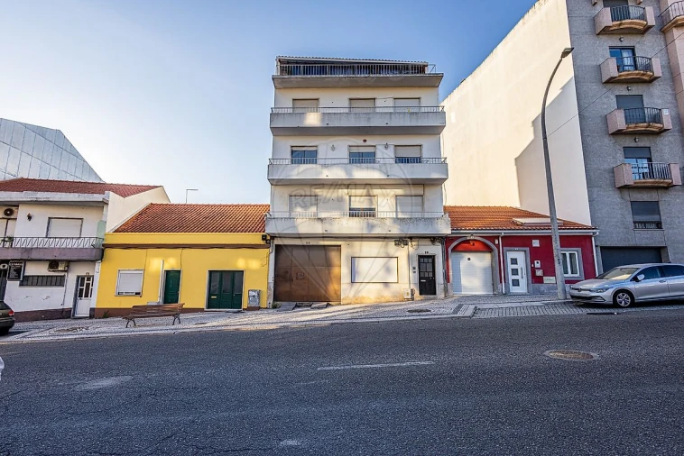 Apartamento T3 para Venda em Cartaxo e Vale da Pinta Foto 2