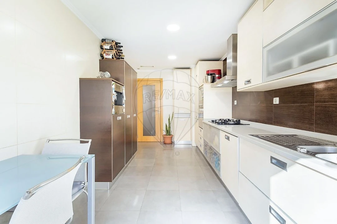 Apartamento T3 para Arrendamento em Odivelas Foto 2