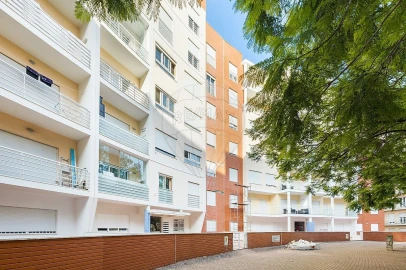 Apartamento T3 para Arrendamento em Odivelas