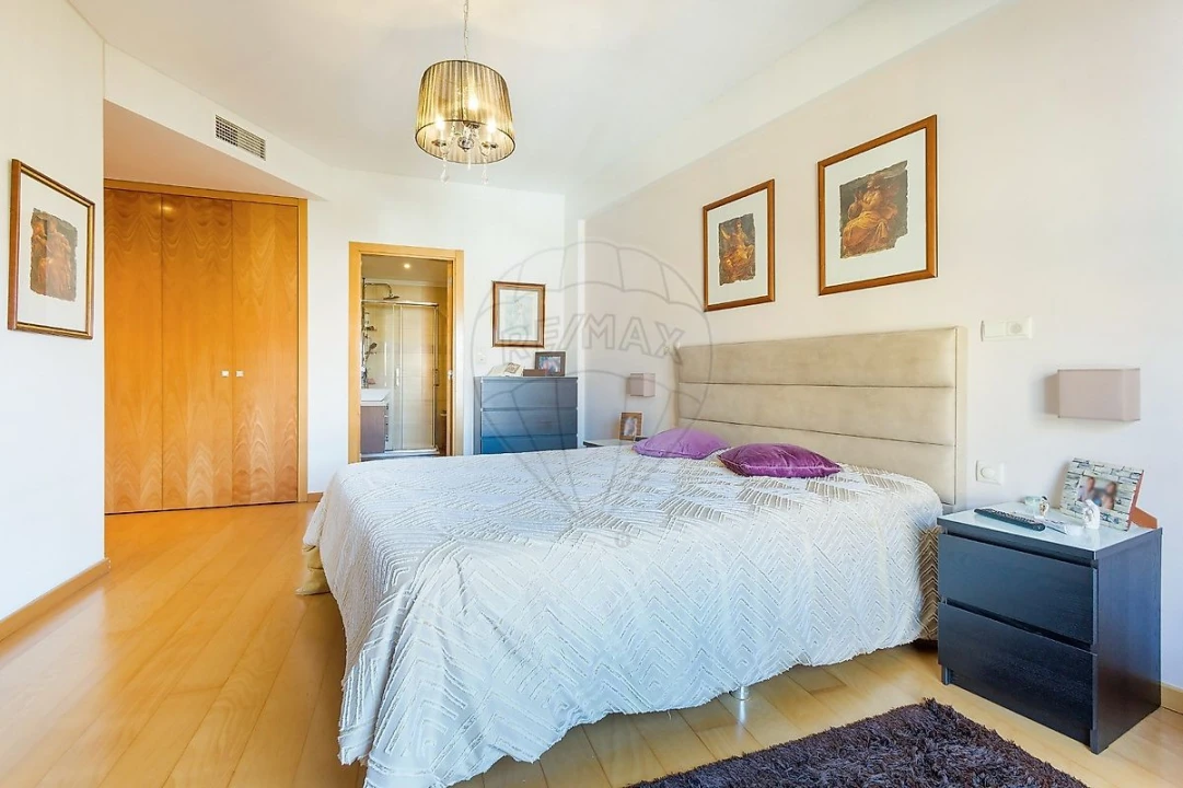 Apartamento T3 para Arrendamento em Odivelas Foto 4