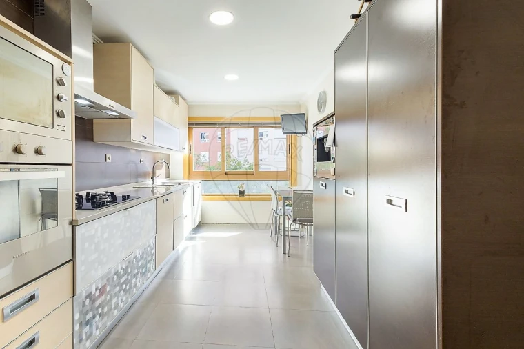 Apartamento T3 para Arrendamento em Odivelas Foto 15