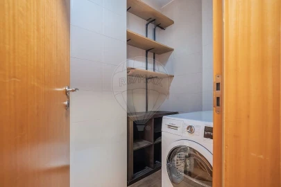Apartamento T4 para Venda em Paranhos
