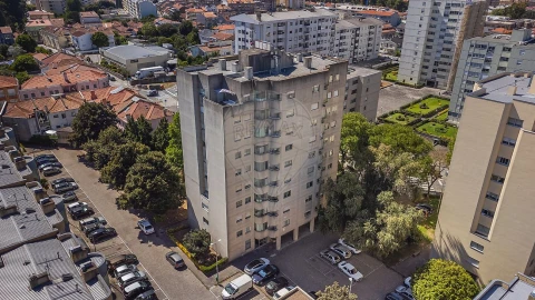 Apartamento T4 para Venda em Paranhos