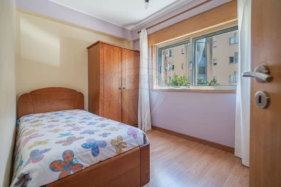 Apartamento T4 para Venda em Paranhos