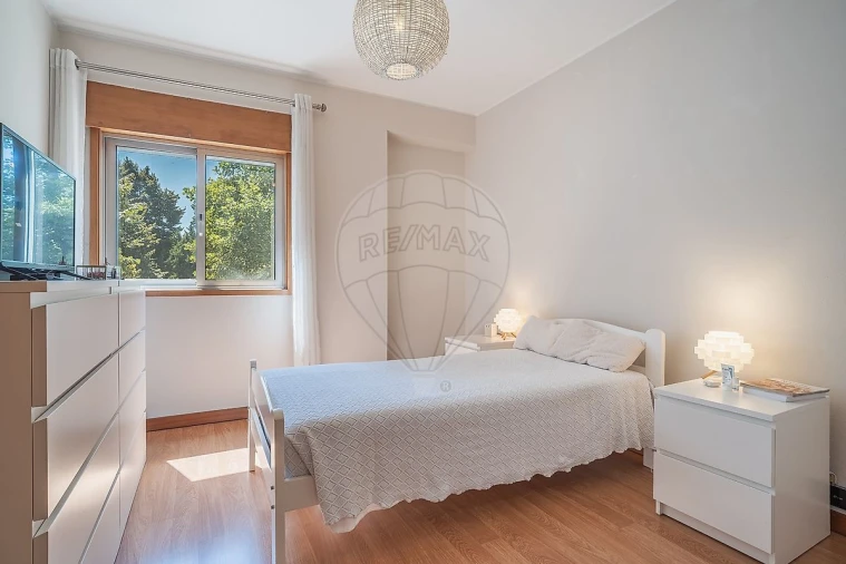 Apartamento T4 para Venda em Paranhos Foto 21