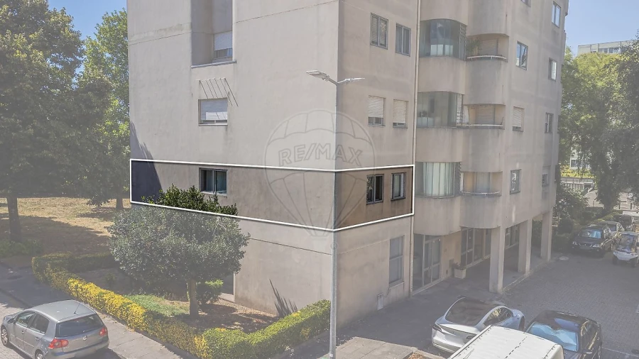 Apartamento T4 para Venda em Paranhos Foto 2