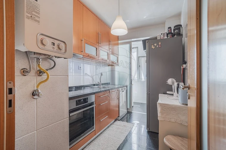 Apartamento T4 para Venda em Paranhos Foto 15