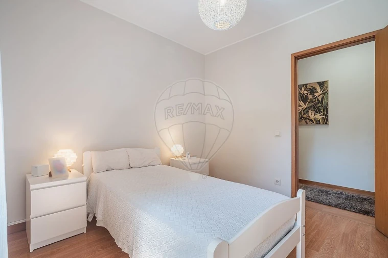 Apartamento T4 para Venda em Paranhos Foto 23