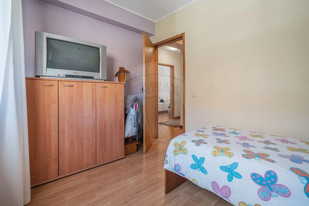 Apartamento T4 para Venda em Paranhos Foto 30