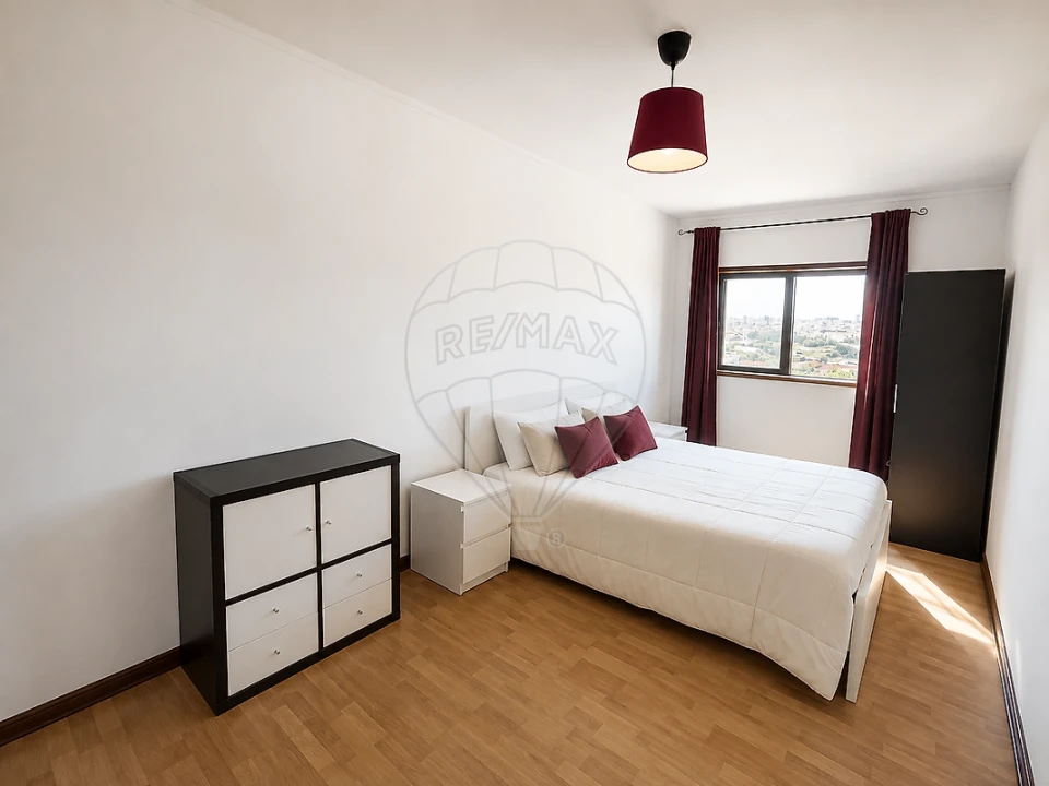 Apartamento T1 para Venda em Mafamude e Vilar do Paraíso Foto 3