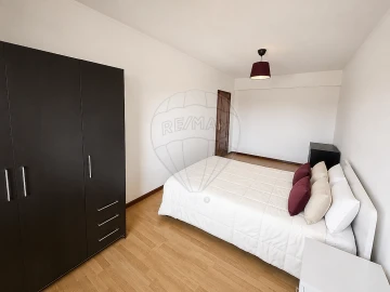 Apartamento T1 para Venda em Mafamude e Vilar do Paraíso