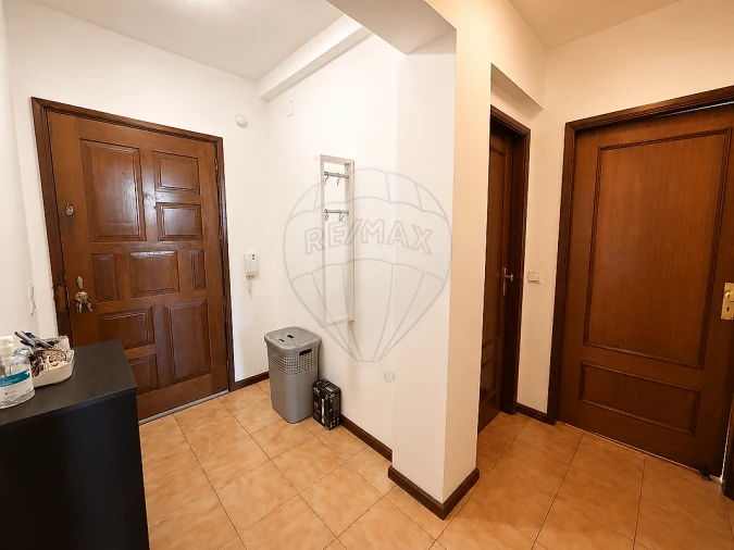 Apartamento T1 para Venda em Mafamude e Vilar do Paraíso Foto 10