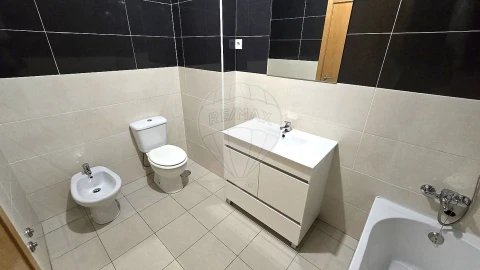 Apartamento T3 para Arrendamento em Vila Nova da Barquinha