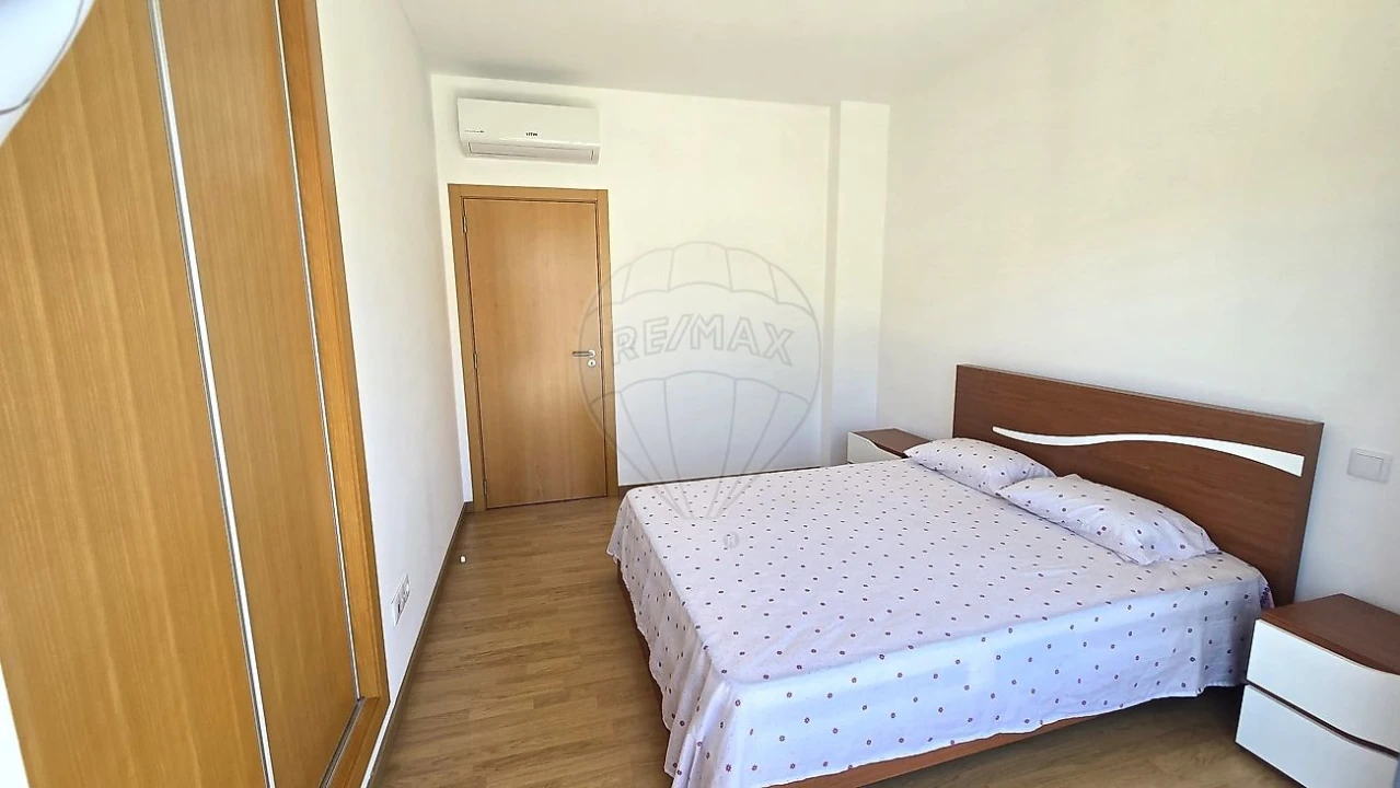 Apartamento T3 para Arrendamento em Vila Nova da Barquinha Foto 13