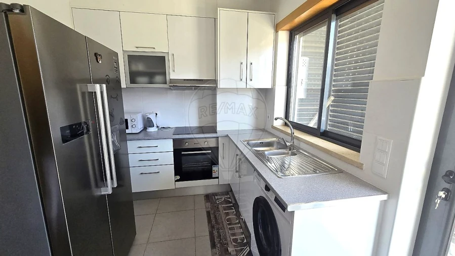 Apartamento T3 para Arrendamento em Vila Nova da Barquinha Foto 16