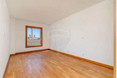 Apartamento T3 para Venda em Lumiar