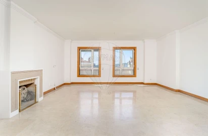 Apartamento T3 para Venda em Lumiar