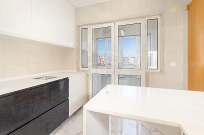 Apartamento T3 para Venda em Lumiar