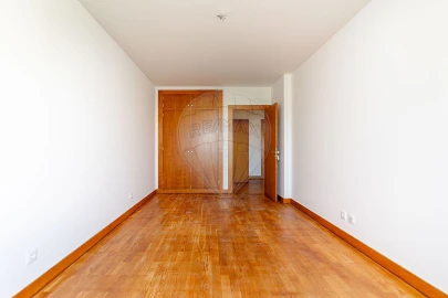 Apartamento T3 para Venda em Lumiar
