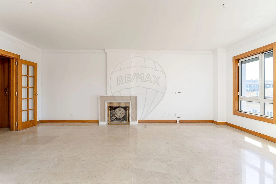 Apartamento T3 para Venda em Lumiar Foto 20