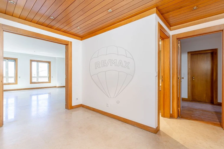 Apartamento T3 para Venda em Lumiar Foto 30