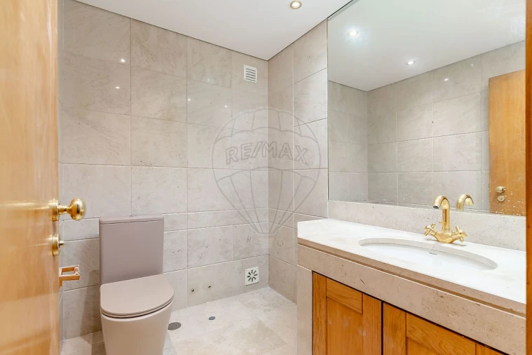 Apartamento T3 para Venda em Lumiar Foto 15