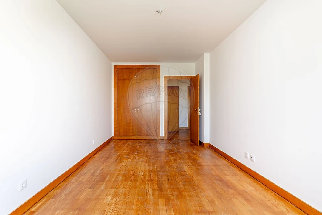 Apartamento T3 para Venda em Lumiar Foto 13