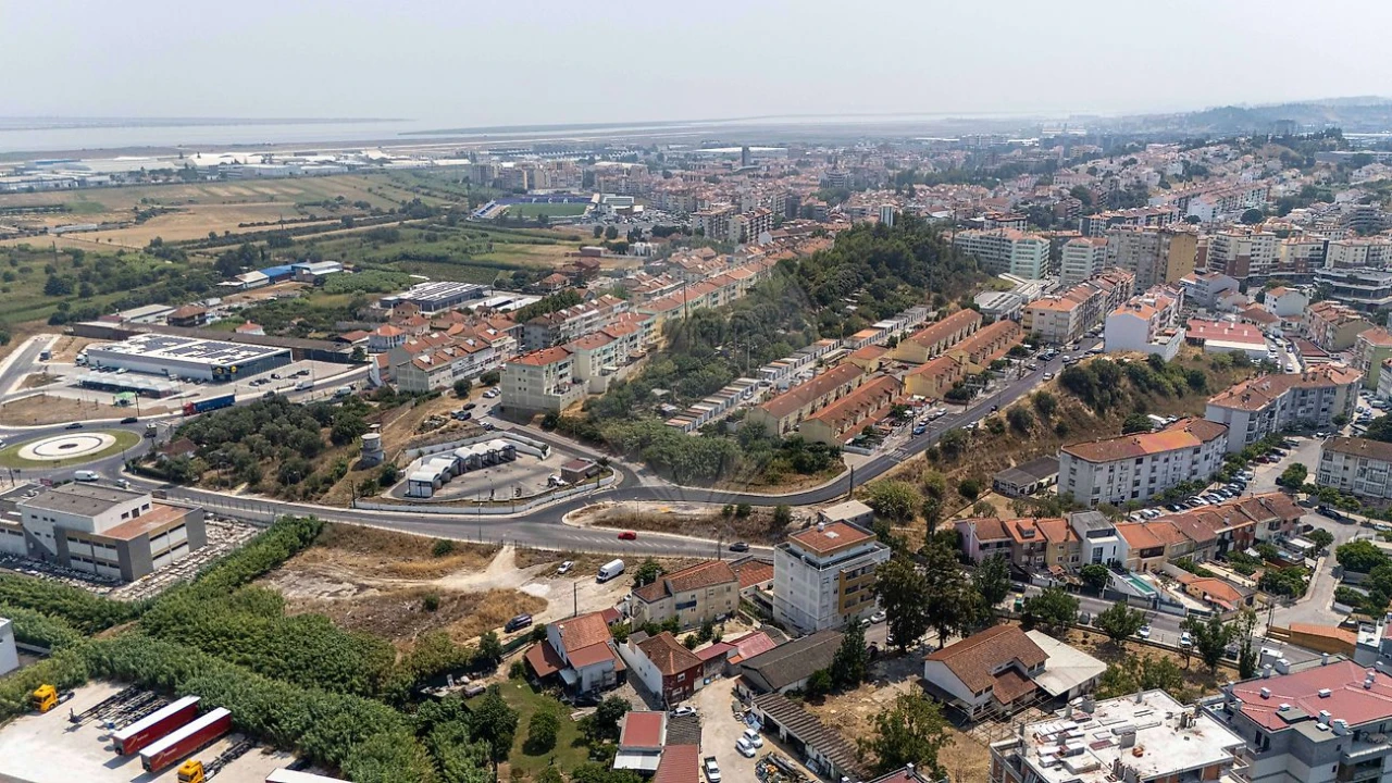 Armazém para Venda em Alverca do Ribatejo e Sobralinho Foto 36