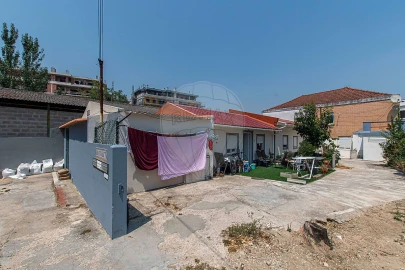 Armazém para Venda em Alverca do Ribatejo e Sobralinho