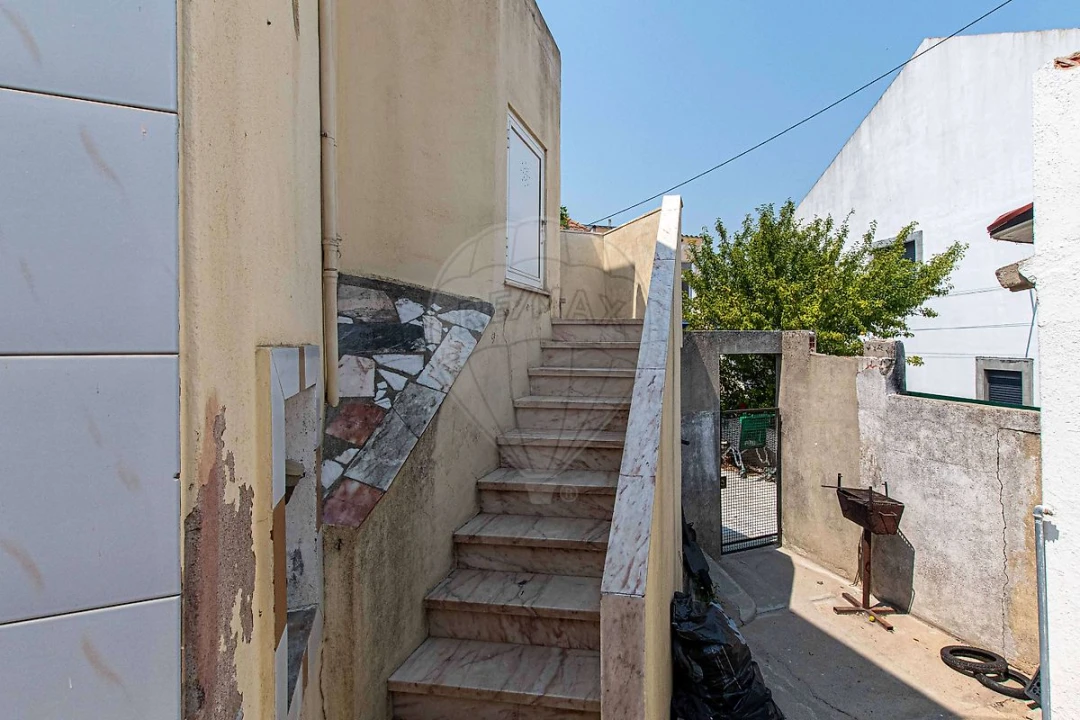 Armazém para Venda em Alverca do Ribatejo e Sobralinho Foto 15