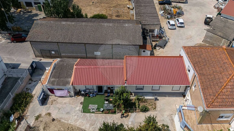 Armazém para Venda em Alverca do Ribatejo e Sobralinho Foto 21