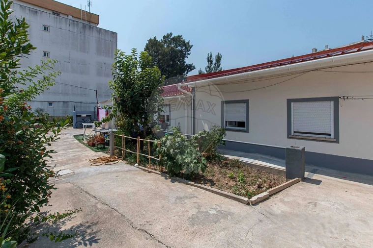 Armazém para Venda em Alverca do Ribatejo e Sobralinho Foto 7