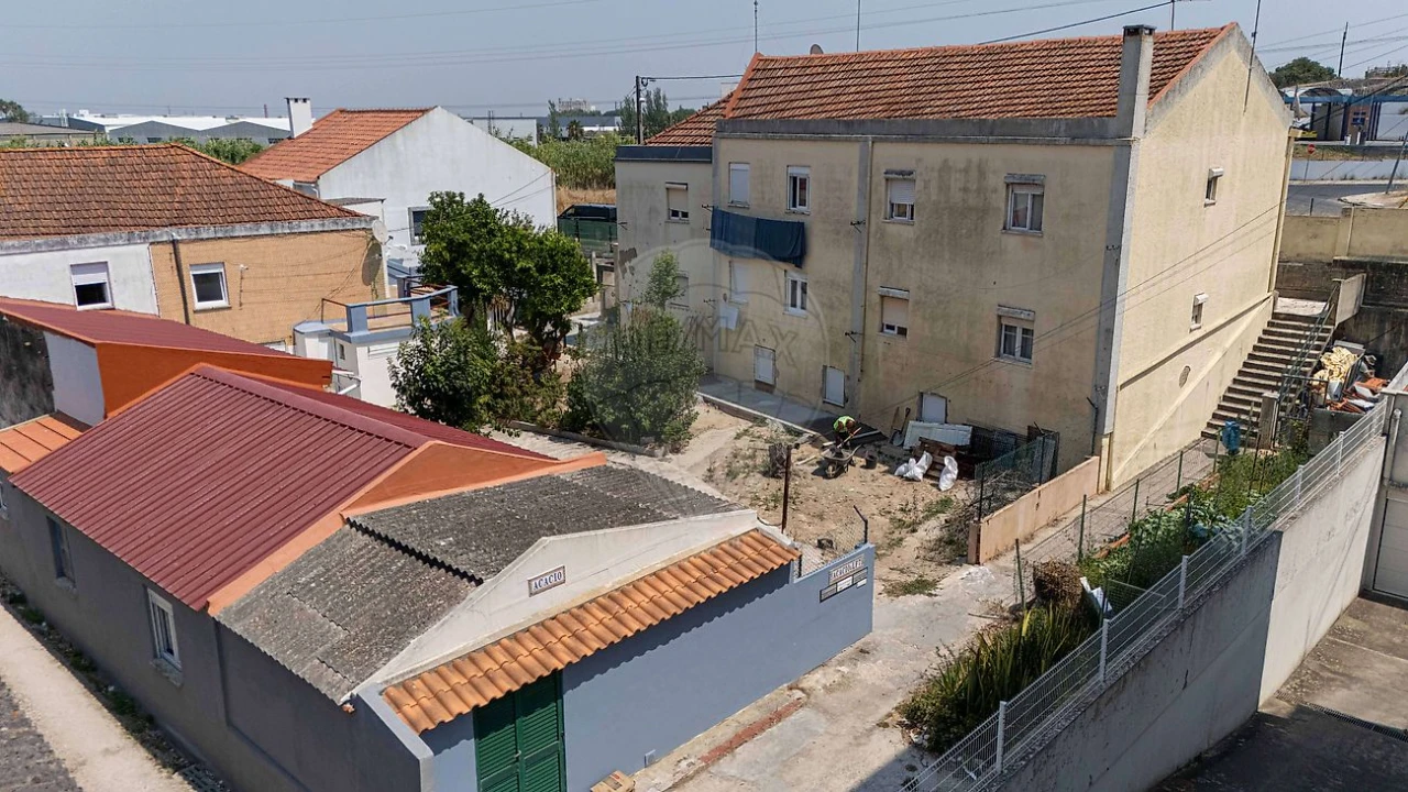 Armazém para Venda em Alverca do Ribatejo e Sobralinho Foto 18