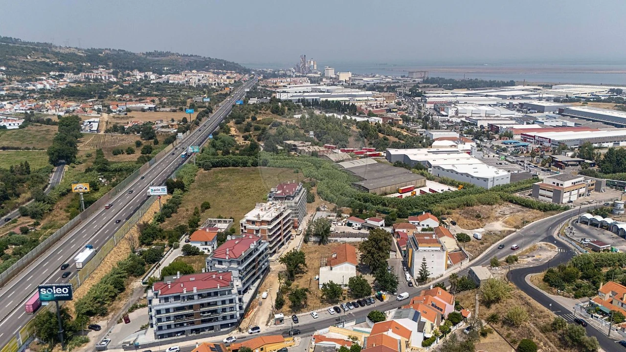 Armazém para Venda em Alverca do Ribatejo e Sobralinho Foto 32