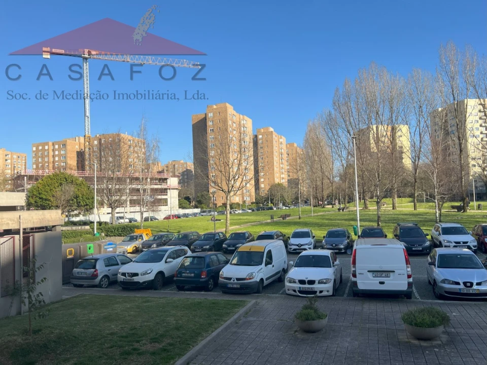 Apartamento T3 para Arrendamento em Ramalde Foto 35