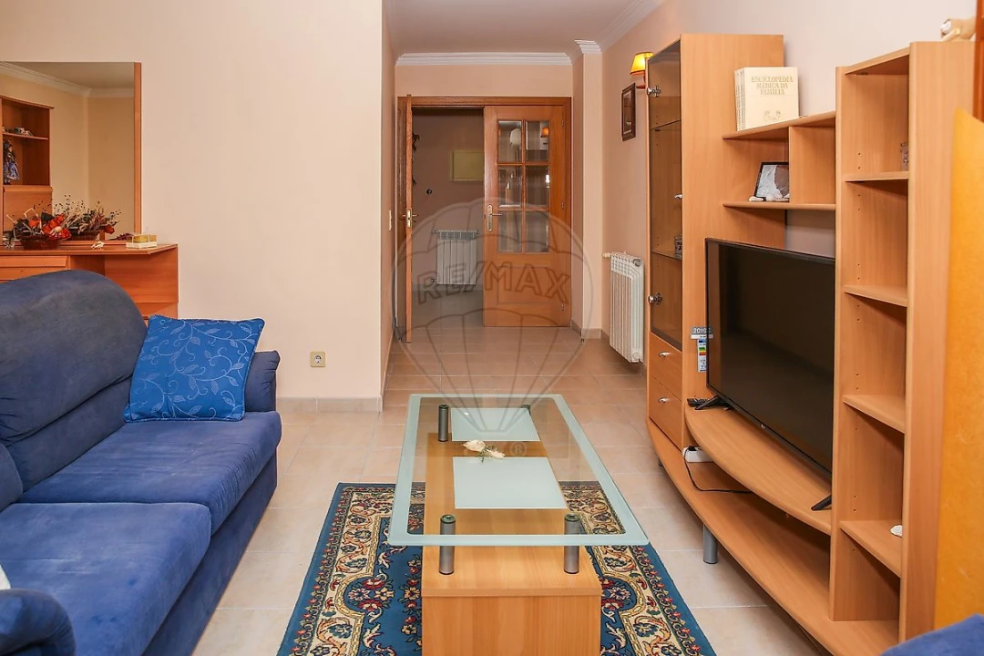 Apartamento T3 para Venda em Carregado e Cadafais Foto 4