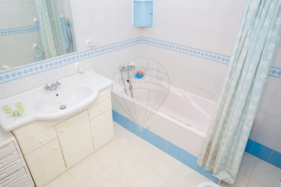Apartamento T3 para Venda em Carregado e Cadafais