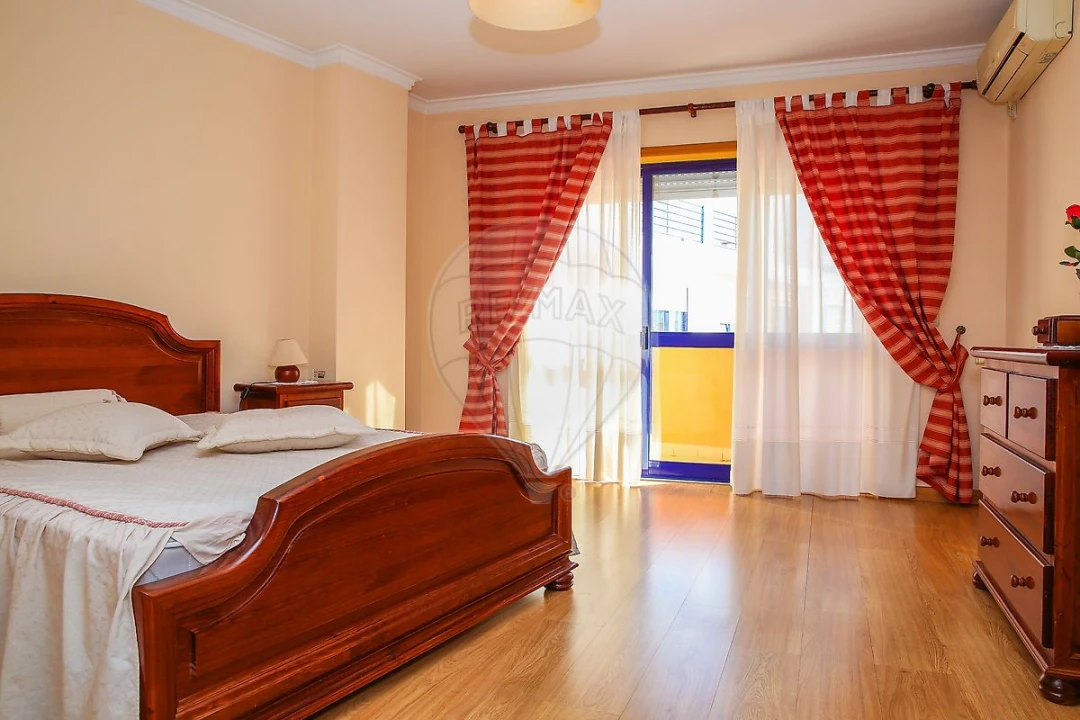 Apartamento T3 para Venda em Carregado e Cadafais Foto 7