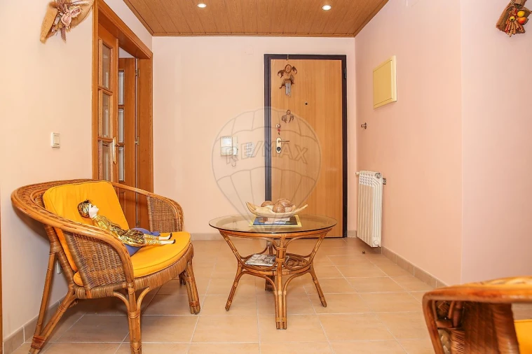 Apartamento T3 para Venda em Carregado e Cadafais Foto 3
