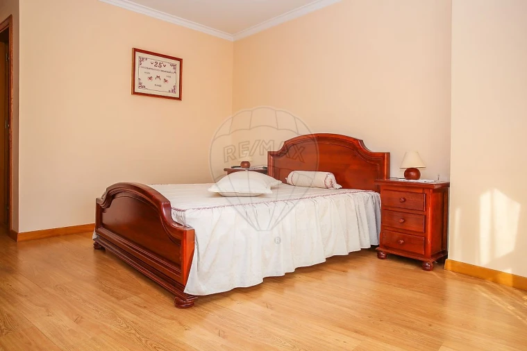 Apartamento T3 para Venda em Carregado e Cadafais Foto 2