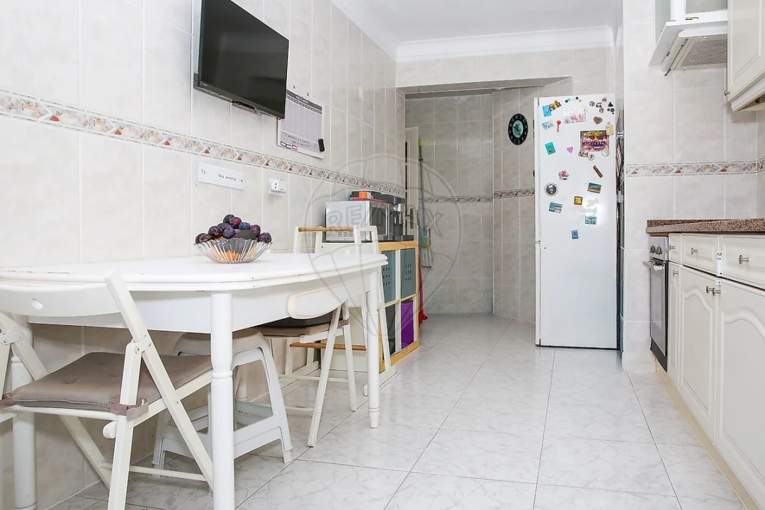 Apartamento T2 para Venda em Cacém e São Marcos Foto 9