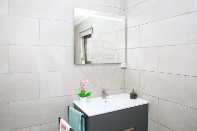 Apartamento T2 para Venda em Cacém e São Marcos