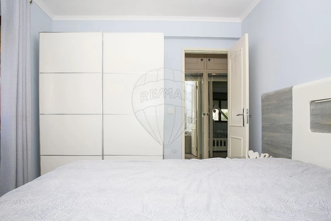 Apartamento T2 para Venda em Cacém e São Marcos Foto 17