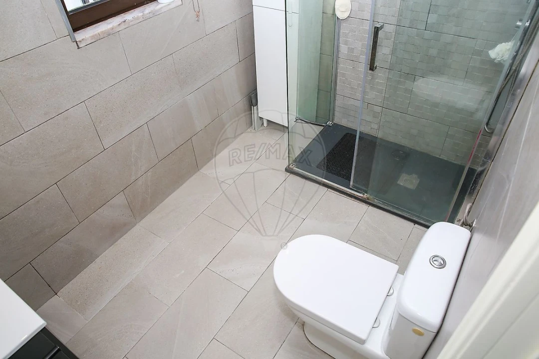 Apartamento T2 para Venda em Cacém e São Marcos Foto 18