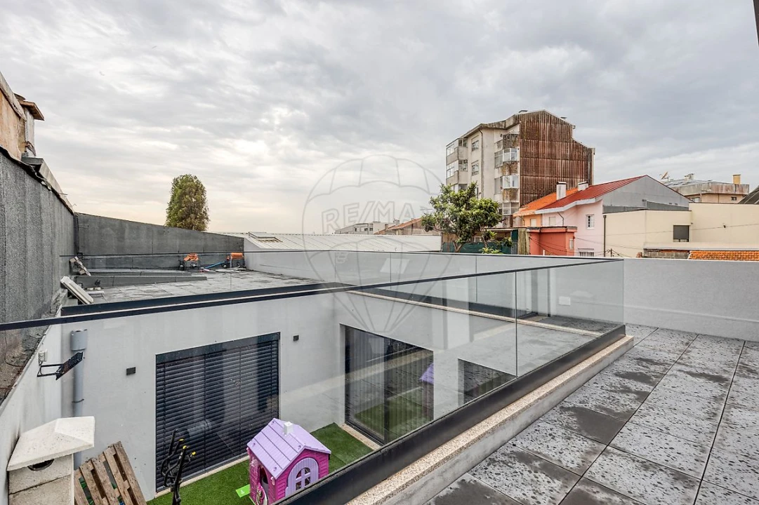 Moradia T3 para Venda em Matosinhos e Leça da Palmeira Foto 19