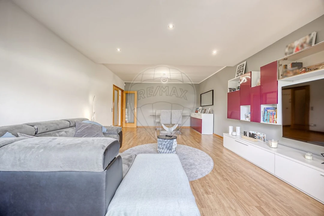 Apartamento T2 para Venda em Canelas Foto 20
